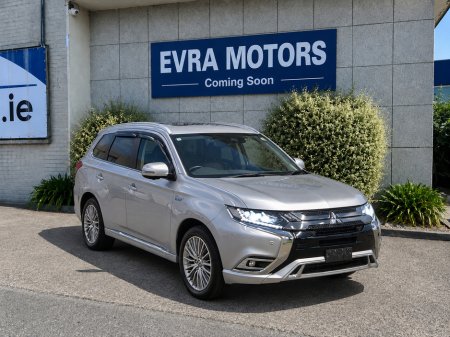 2021 Mitsubishi Outlander G 4WD PLUS PHEV AUTOMATIC 2.4 PETROL //HIGH SPEC//LOW MILES//HALF LEATHER HEATED SEATS//HEATED STEER