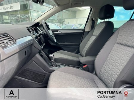 2024 Volkswagen Tiguan - photo 4