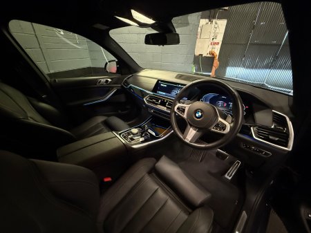2021 BMW X5 - photo 7
