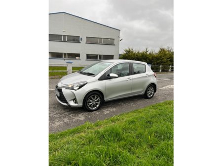 2019 Toyota Yaris 1.0 LUNA 4DR