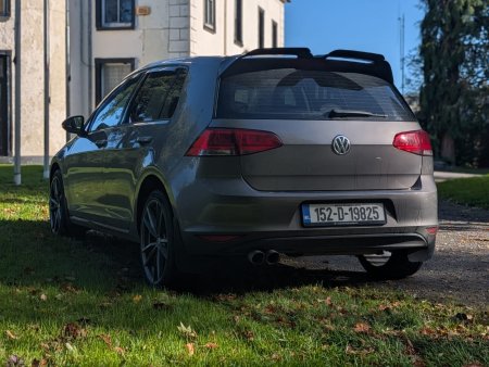 2015 Volkswagen Golf - photo 2