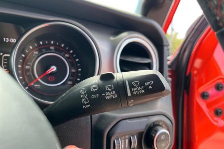 2019 Jeep Wrangler - photo 15
