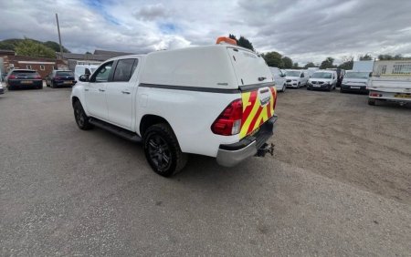 2023 Toyota Hilux - photo 8