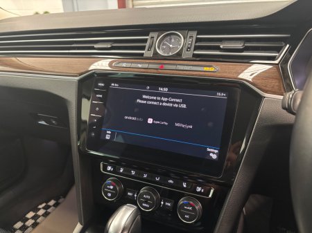 2018 Volkswagen Passat - photo 24