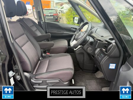 2018 Nissan Serena - photo 8