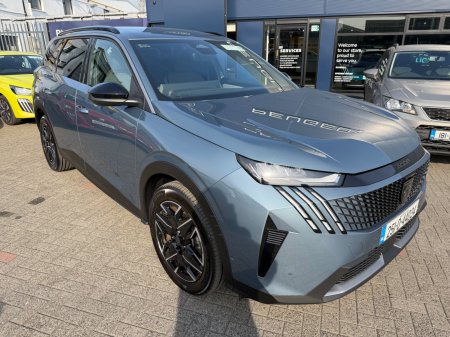 2025 Peugeot 5008 1.2 MHEV 145bhp E-DCS6 Allure
