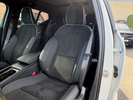 2023 Volvo XC40 - photo 15