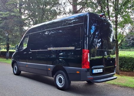 2022 Mercedes-Benz Sprinter - photo 2