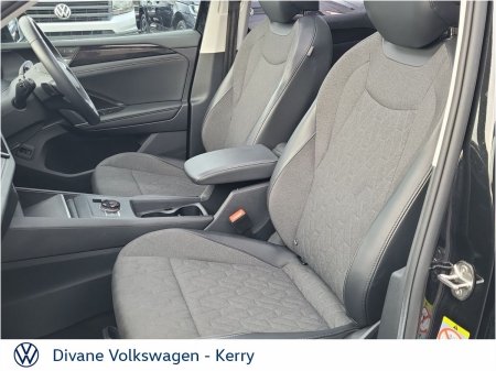 2025 Volkswagen Tiguan - photo 28