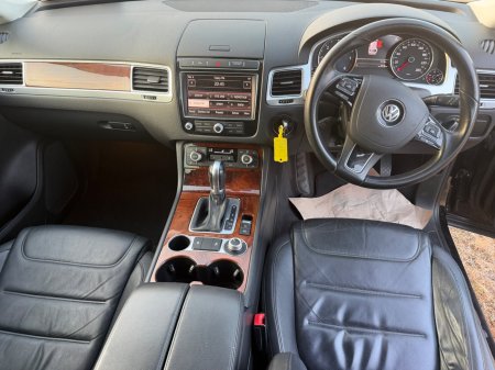 2015 Volkswagen Touareg - photo 11