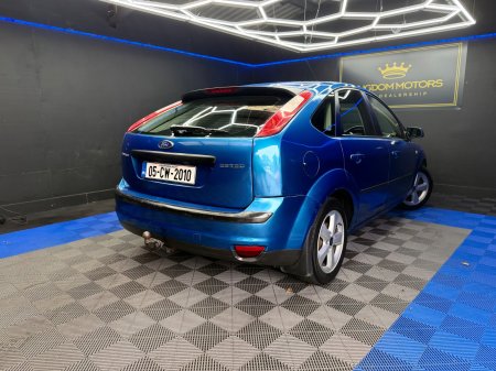 2005 Ford Focus - photo 11