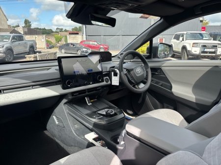 2026 Toyota C-HR - photo 8