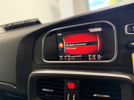 2018 Volvo V40 - photo 14