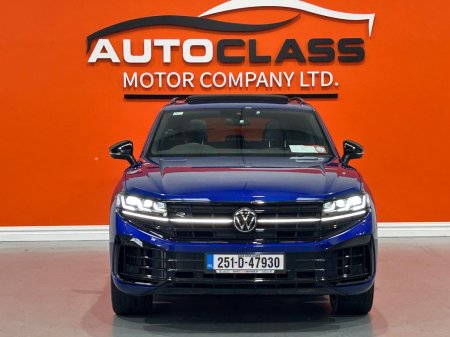 2025 Volkswagen Touareg - photo 3