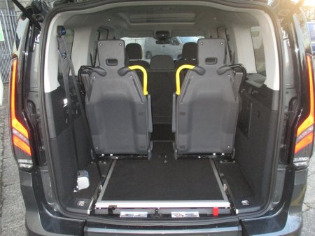 2026 Ford Tourneo Connect - photo 11