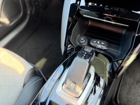 2021 Peugeot 208 - photo 31