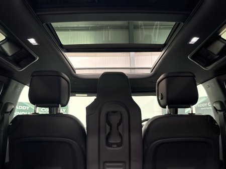 2026 Land Rover Defender - photo 21