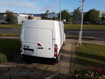 2024 Nissan Interstar - photo 2
