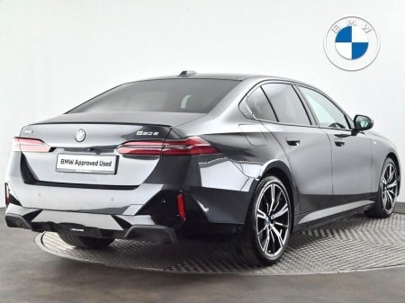 2024 BMW 5-Series - photo 22