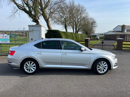 2024 Skoda Superb - photo 3