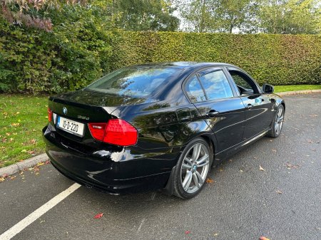 2010 BMW 3-Series - photo 2