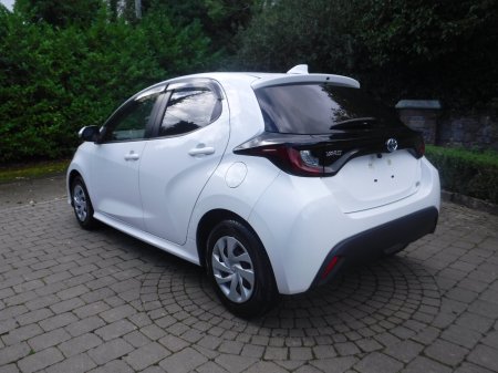 2021 Toyota Yaris - photo 4