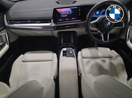 2026 BMW iX2 - photo 4
