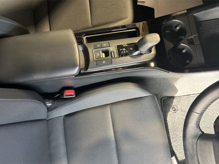 2024 Toyota Prius - photo 12
