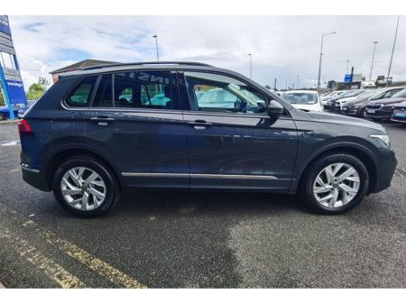 2022 Volkswagen Tiguan - photo 4