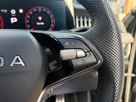 2025 Skoda Superb - photo 22