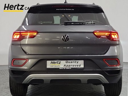 2024 Volkswagen T-Roc - photo 4