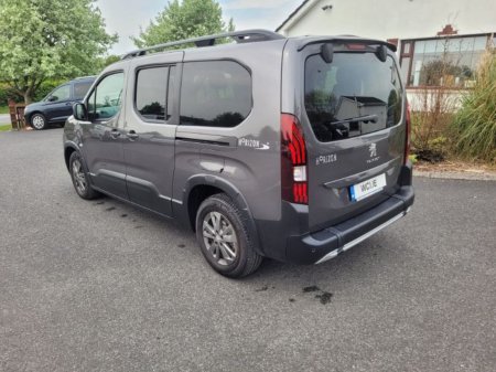 2023 Peugeot Rifter - photo 6