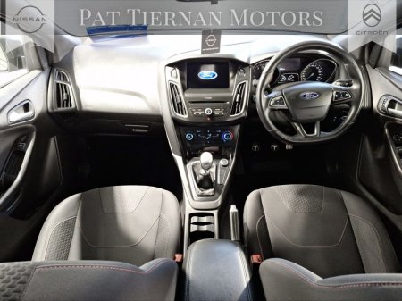 2018 Ford Focus - photo 6