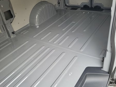 2027 Volkswagen Transporter - photo 13