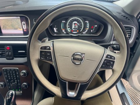 2018 Volvo V40 - photo 9