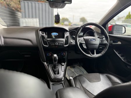 2017 Ford Focus - photo 12
