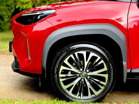 2025 Toyota Yaris Cross - photo 40