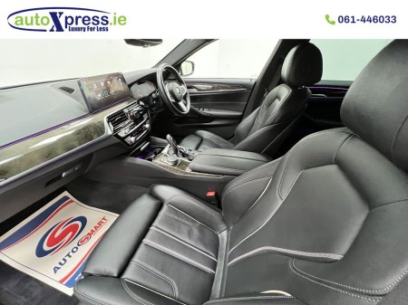 2021 BMW 5-Series - photo 14