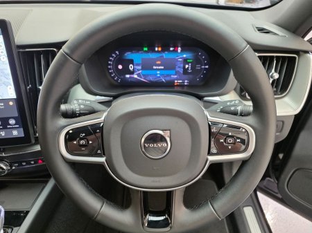2025 Volvo XC60 - photo 10