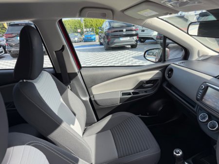 2018 Toyota Yaris - photo 17