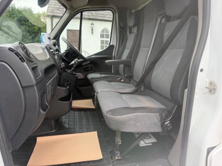 2016 Nissan NV400 - photo 18