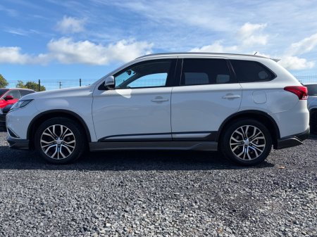 2016 Mitsubishi Outlander - photo 3