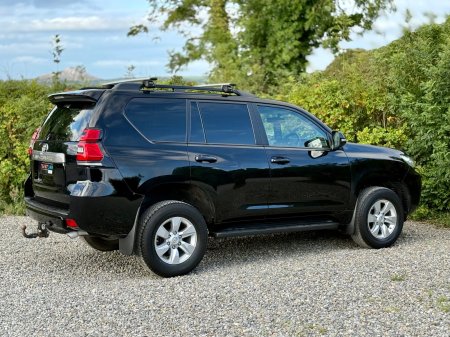 2022 Toyota Land Cruiser - photo 16