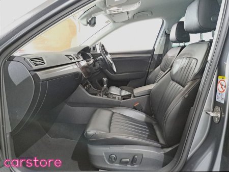 2022 Skoda Superb - photo 9