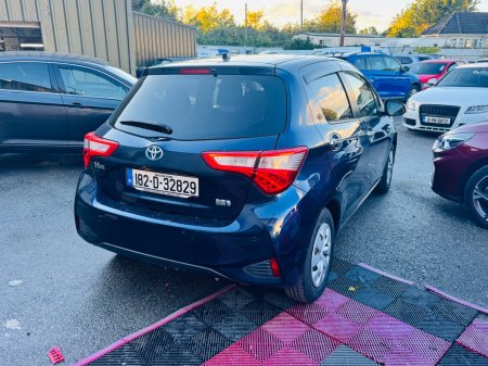 2018 Toyota Vitz - photo 7
