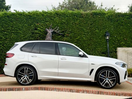 2022 BMW X5 - photo 6