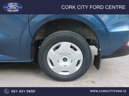 2025 Ford Transit Custom - photo 11