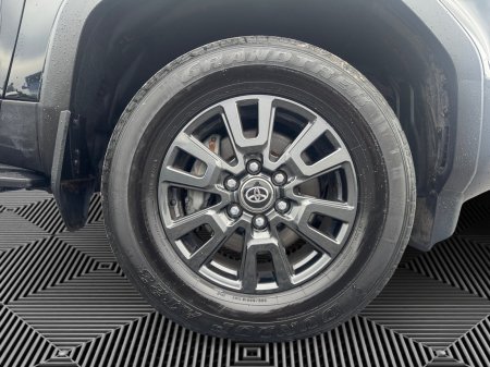 2025 Toyota Land Cruiser - photo 9