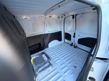 2027 Opel Combo - photo 8