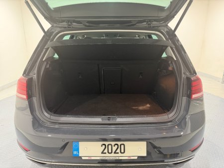 2020 Volkswagen Golf - photo 17